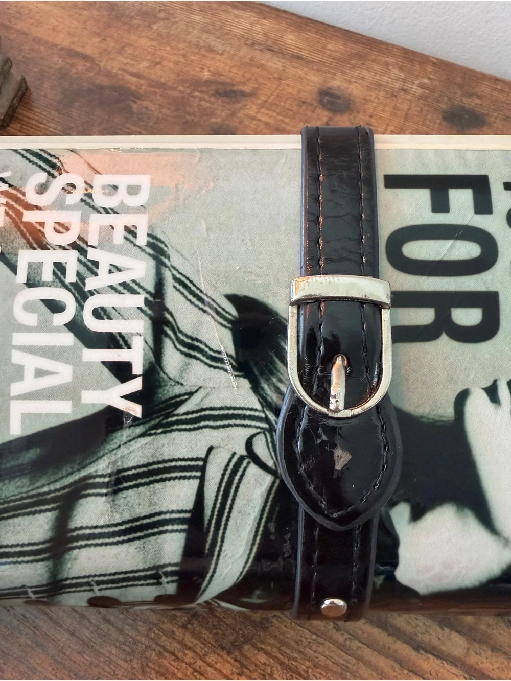 Vintage 1970 Paparazzi Whimsigoth Magazine Roll Clutch Design Purse